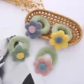 Joli lot de chouchous en peluche fleur, attaches douces et duveteuses pour coiffure quotidienne. - Bande Verte + Fleur Jaune