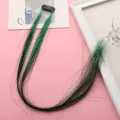 Vue détaillée de la mèche de cheveux scintillante verte, extension holographique pour fête. - Style Clip BB (BB-Cheveux d'Ange Dorés) / Vert laser