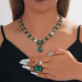 Stupendo set di collana e orecchini a goccia con strass verdi, gioielli da sposa eleganti. - Stile Verde (045)