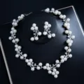 Elegantes Braut Perlen Halskette und Ohrringe Set, Luxus Strass Hochzeits Schmuck für Damen. - d302 Silber
