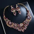Luxus Kristall Halskette und Ohrringe Schmuckset in Gold mit lila Blumen Design - d484 Lila