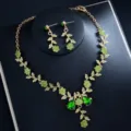 Elegantes grünes Zirkonia Braut Schmuckset, Halskette und Ohrringe für Hochzeitsfeiern. - d308 Gold Grün