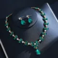 Elegante smaragdgrüne Kristall Zirkon Halskette Ohrringe Set Damen Hochzeit Party. - Grün Wassertropfen Schmuck Set
