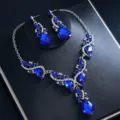 Blaues Strass Braut Halskette und Ohrringe Set, elegante Hochzeit Party Schmuck Variante. - Blaues Großes Wassertropfen Set