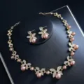 Elegantes Gold Strass Schmetterling Perle Halskette Ohrringe Set für Braut und Hochzeit - Goldener Schmetterling Goldene Künstliche Perlen Set