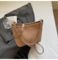 Vintage strukturierte Leder Eimer Tasche mit Metall Kette Riemen und Gurt für Damen. - Khaki