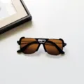 Lunettes de soleil élégantes pour enfants avec monture carrée irrégulière et verres marron. - Monture Noire Verres Marron