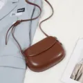 Damen Braune Satteltasche PU Leder Umhängetasche Einfache Freizeittasche Alltag Handtasche - Braun