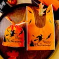 Halloween sacs de bonbons oreilles de lapin sachets cadeaux en plastique pour fête - 50 Pièces / Orange