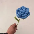 Handmade crochet blue rose flower finished product, perfect gift for Valentine's Day and home decor. - Blue