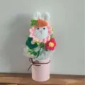 Handgemaakt gehaakt konijn bloemenboeket in pot, schattig wollen decoratie cadeau - Konijn