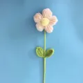 Handgemaakte gehaakte wollen bloem detailweergave, kunstmatige pofbloem boeket decoratie. - Roze