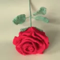 Fleur de rose rouge au crochet faite à la main fleur artificielle tricotée cadeau DIY déco - Rouge chinois
