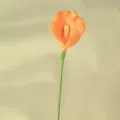Fleur artificielle de lys arum au crochet, tige de fleur orange tricotée main pour déco. - Orange
