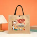 Vista detallada del bolso de yute con gráfico en español de agradecimiento y café. - Tema de Café y Libros