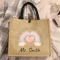 Personalisierte Jute-Tragetasche mit Regenbogen-Herz-Druck und Lehrergeschenk-Design, robust. - Stil 7