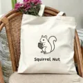 Segeltuch Tragetasche mit süßem Eichhörnchen Druck, lässige Handtasche für Alltag und Reisen. - Eichhörnchen Nuss Stil / 35*40cm