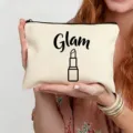Trousse de maquillage en toile avec imprimé Glam et rouge à lèvres, idéale pour voyage et usage. - Style Glam (11)