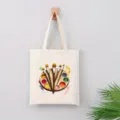 Detalle de bolso tote de lona con diseño de paleta y pinceles de acuarela coloridos para uso diario - Estilo Acuarela Paleta Y Pincel / 35*40cm