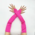 Lange fuchsia roze vingerloze satijnen handschoenen dames, 1920s feest kostuum accessoire. - Rozerood