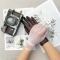 Gants résille blancs femme été fin élastique fête mariage mode gants dentelle filet - Taille unique / Blanc