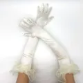 Gants longs en satin pour femmes style années 1920, élégants gants d'opéra avec poignets volantés. - Blanc Cassé