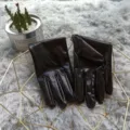 Black shiny stretch gloves for women, smooth spandex finish, ideal for stage and dance. - One Size / Black