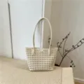 Borsa shopper intrecciata traforata da donna, borsa a spalla casual beige, grande capacità. - Bianco