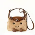 Graziosa borsa a tracolla in morbido peluche marrone con occhi carini e piccoli piedi. - Marrone