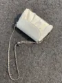 Borsa a Tracolla Nuvola Arricciata Crema, Elegante Modello in Pelle PU con Catena Trendy - Bianco