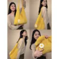 Borsa a tracolla in crochet giallo con fiore, borsa shopper a maglia traforata casual donna. - Giallo