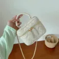 Bolso de mano mini acolchado chic para mujer, elegante bolso cruzado para uso diario. - L / Blanco