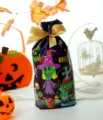 Τσάντα ζαχαρωτών Halloween μαύρη εκτύπωση μάγισσας με κομψή χρυσή κορδέλα συσκευασία - Στυλ Γ / 50 Тмх με Корδέλα