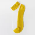 Femmes été chaussettes cristal transparentes mignonnes volants fines courtes jaune - Taille unique / Jaune