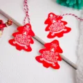 Etichette regalo rosse a forma di albero di Natale con stampa bianca e cordino, dettaglio. - Forma di Albero di Natale (Rosso) / 100 Pezzi/Confezione Rosso Senza Accessori