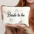 Modische Leinwand Kosmetiktasche mit Aufdruck, ideal für Reisen und Hochzeitsgeschenke. - Bride to be B Stil
