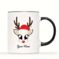 Gepersonaliseerde kerstreindeer koffiemok met eigen naam voor feestelijke cadeaus en thuis gebruik. - 350ml / 07