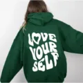 Sweat-shirt à capuche en molleton vert foncé pour femme, imprimé au dos, streetwear. - Vert Foncé
