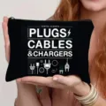 Schwarze Stofftasche mit Stecker und Kabeln Druck, perfekt zum Ordnen von Zubehoer. - Plugs Cables Stil (58)