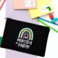 Schwarzes Federmäppchen aus Leinen mit Regenbogen Design Lehrer Kosmetiktasche für Schule. - Schwarzer Regenbogen Stil (1)