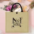 Personalisierte Jute-Tragetasche mit A-Z-Buchstaben und Blumen-Monogramm-Design, ideal für Strand. - Buchstabe N