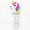 Close-up detail van een schattige eenhoorn PVC cartoon metalen papierclip bladwijzer. - Stijl 2