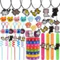 Niedliche Cartoon Katze PVC Weichgummi Halskette Ring Schlüsselanhänger Set Haupt - Katzen-Box-Set / 45 Stück/Packung
