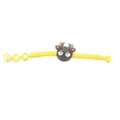 Scatto di dettaglio del braccialetto regolabile di Natale in silicone per bambini con cuori. - Alce