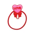 Süßes rotes Kinder Haargummi mit rosa Herz PVC Anhänger und Schleife für den Alltag. - Valentinstag Haargummi 01
