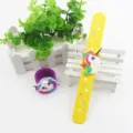 Süßes Einhorn Silikon Schnapparmband für Kinder Party Armband bunte Cartoon Handgelenk - Einhorn 02