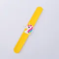 Süßes Einhorn Silikon Schnapparmband für Kinder, Cartoon PVC Armband Spielzeug. - Einhorn Stil 17