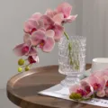 Orchidea phalaenopsis artificiale realistica in vaso di vetro per decorazione tavola e interni casa. - rosa carne