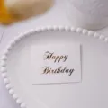 Biglietto d'auguri minimalista con stampa in foglia d'oro per regali e decorazioni. - Stile Buon Compleanno