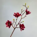 Künstliche Magnolienblüte Zweig dunkelrot Deko Blume für Tisch und Raumgestaltung. - Rot